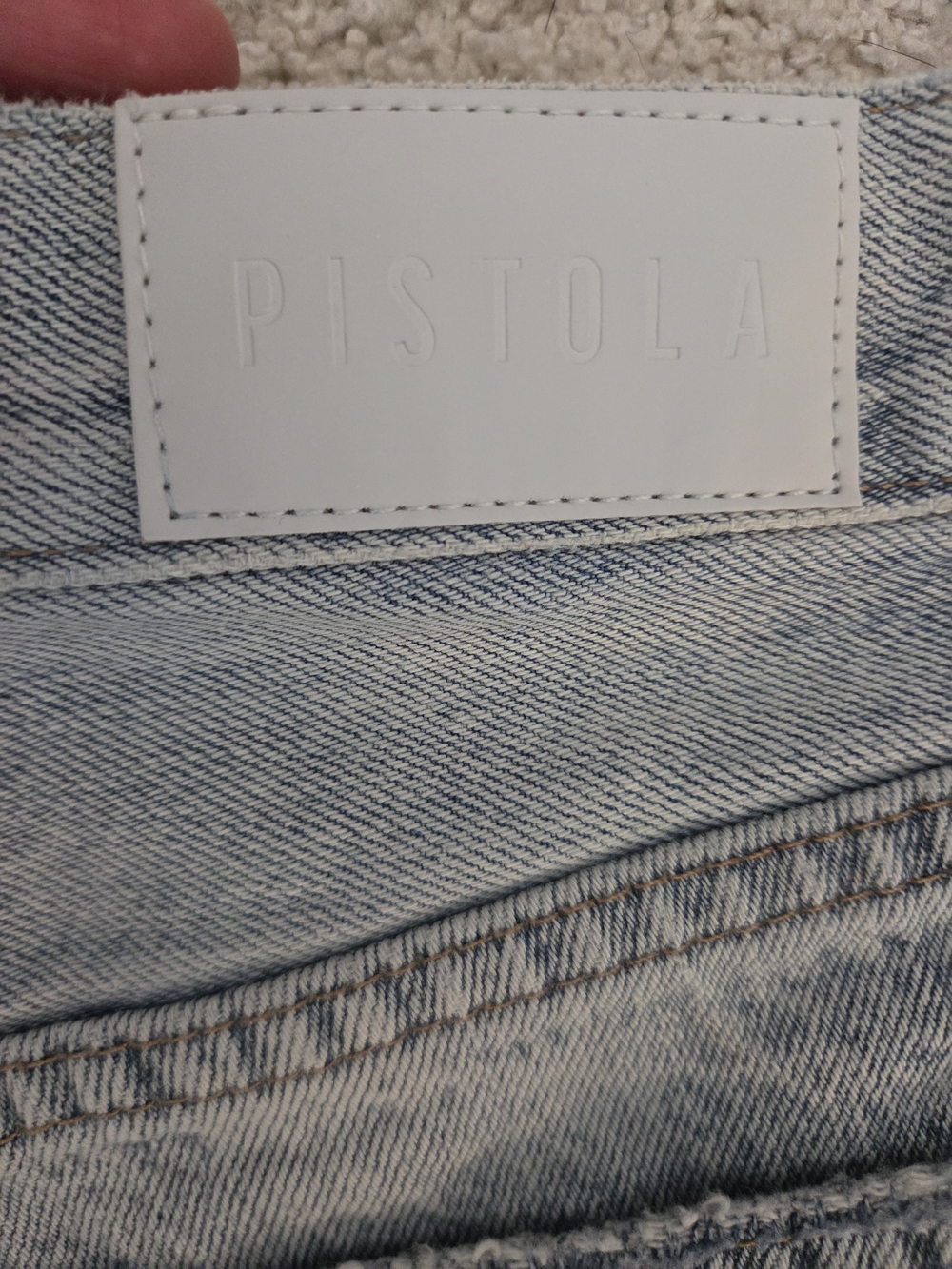 Pistola Light Wash Ripped Straight-Leg Jeans. Size 26. Inseam 25in - Picture 4 of 4
